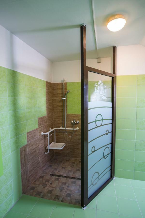 Camere De Inchiriat Hatuica מראה חיצוני תמונה