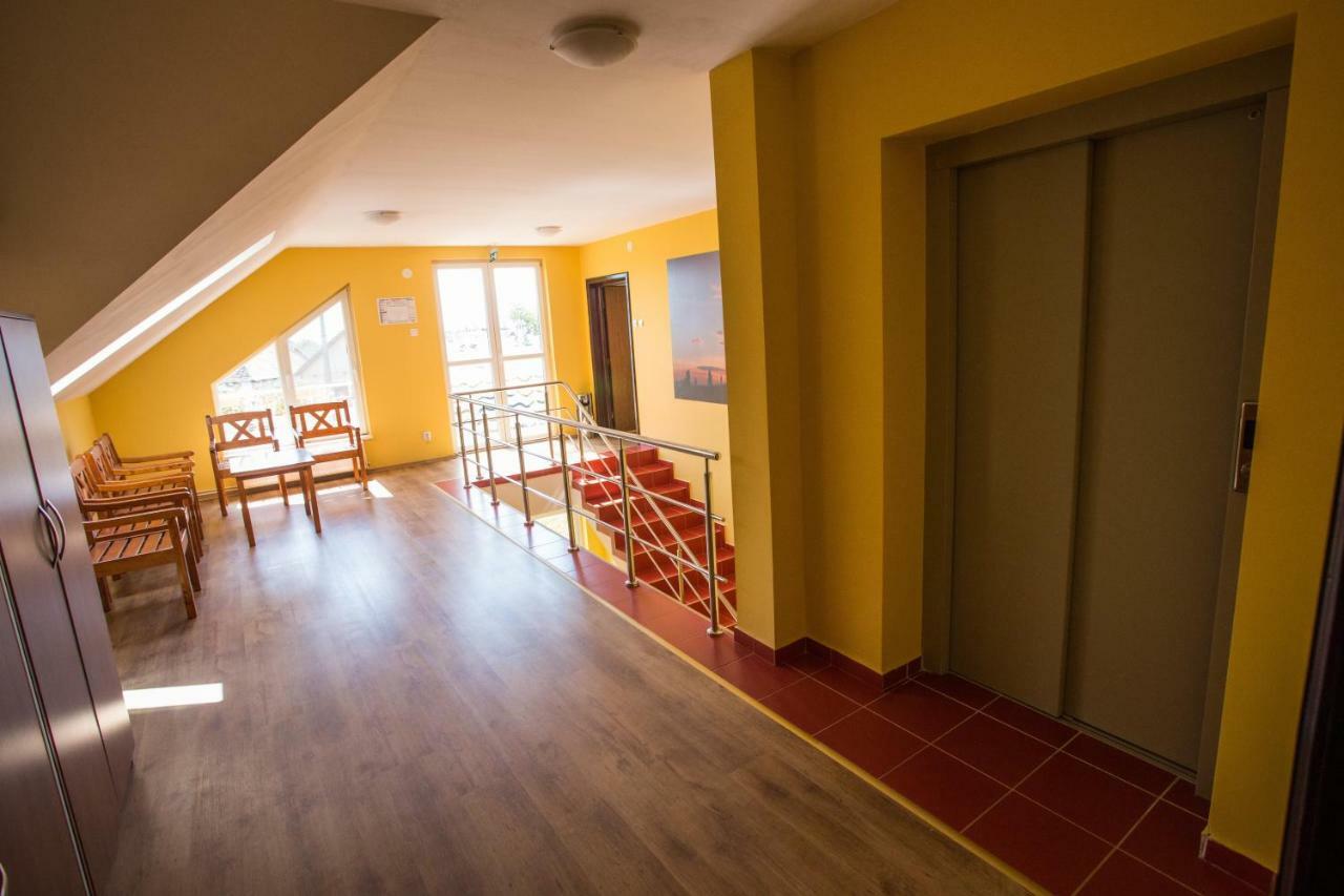 Camere De Inchiriat Hatuica מראה חיצוני תמונה